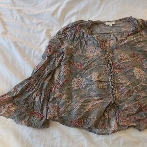 L Umgee front button up bell sleeve blouse